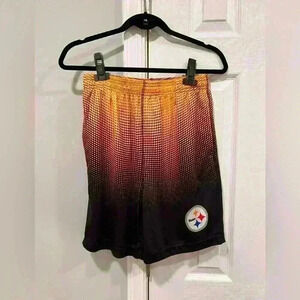 Pittsburgh Steelers FOCO Pixel Gradient Training Shorts Black/Gold Men’s Small